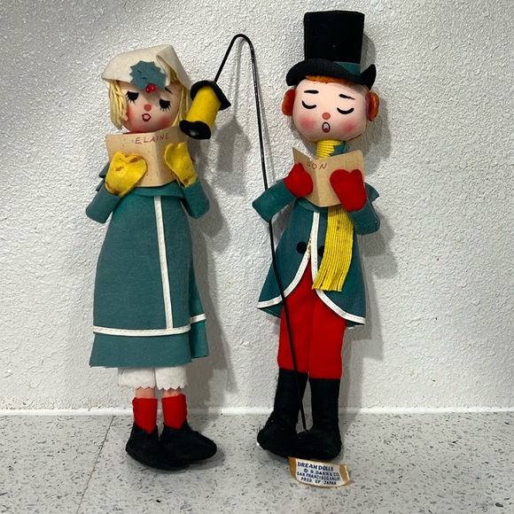 R. Dakin & Company dream dolls Other - R. Dakin & Company Dream Dolls Carolers Preowned